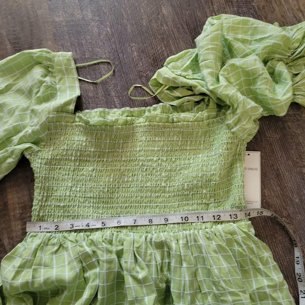 Aura Light Green Windowpane Midi Dress with Puff Sleeves - Picture 6 of 8